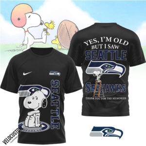 Seattle Seahawks Snoopy Yes I Am Old But I Saw Thank You For The Memories Shirt